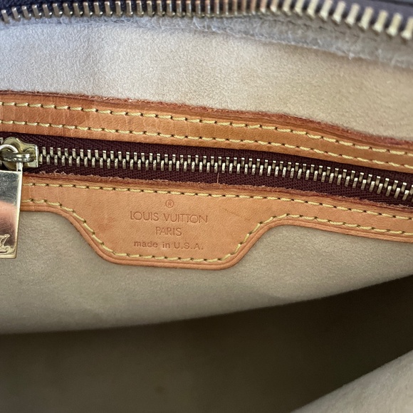 Louis Vuitton Looping MM - Picture 11 of 12